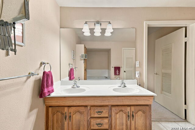 500 Kings Point Dr Property Photo 17
