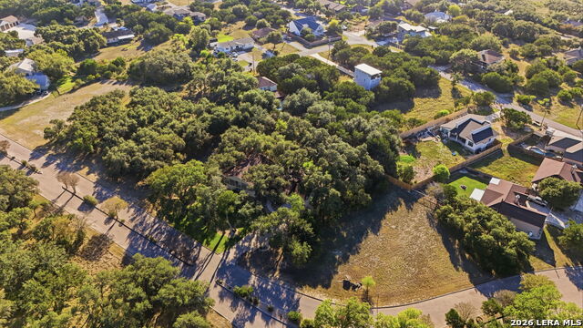 500 Kings Point Dr Property Photo 23