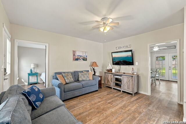 119 Palm St Property Photo 2
