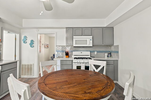 119 Palm St Property Photo 10