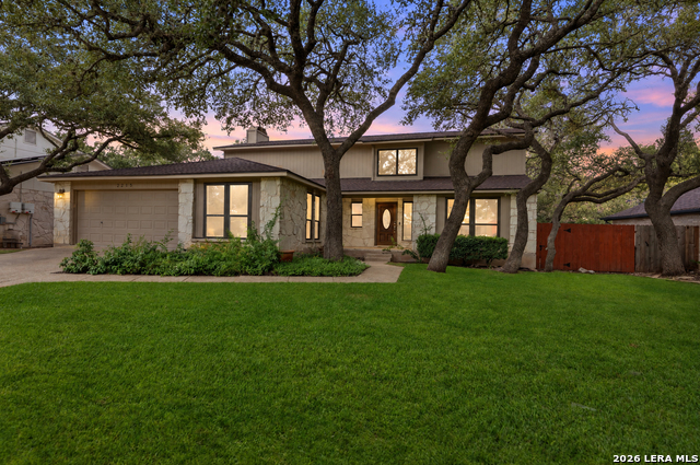 2215 Oak Ranch Property Photo 1