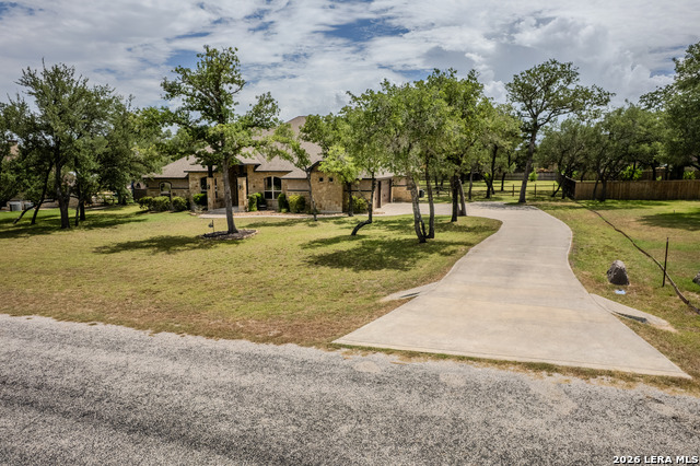 105 Elk Run Property Photo 4