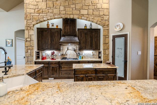 105 Elk Run Property Photo 13