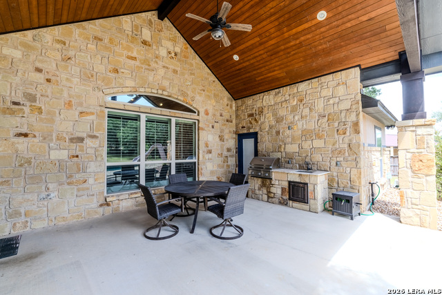 105 Elk Run Property Photo 34
