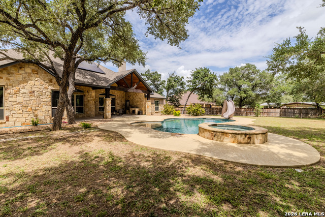 105 Elk Run Property Photo 37