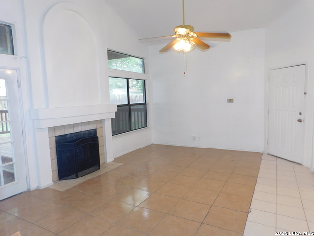 10225 Canton Fld Property Photo 3