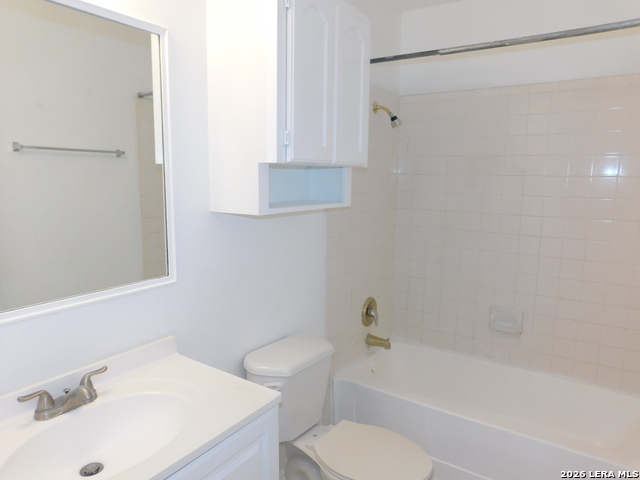 10225 Canton Fld Property Photo 11