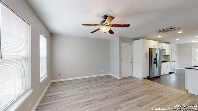 619 Sumner Dr Property Photo 4