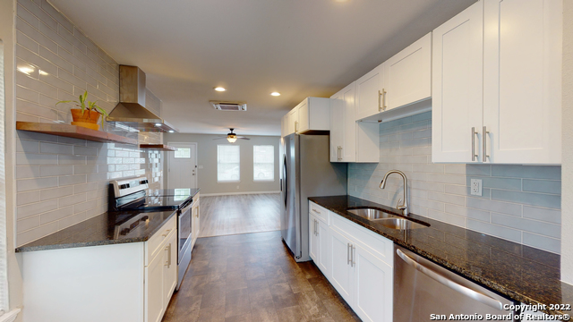 619 Sumner Dr Property Photo 14