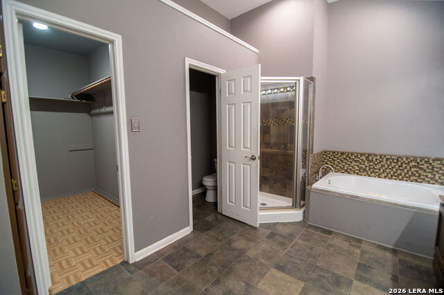 6126 Spring Vly Property Photo 16