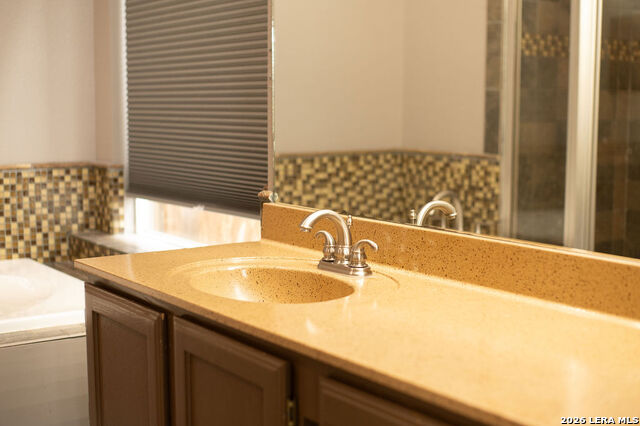 6126 Spring Vly Property Photo 18