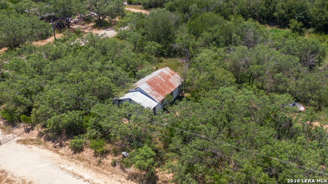 17873 Shady Falls Rd Property Photo 13
