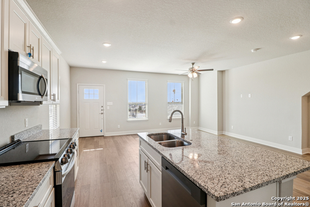 12304 Melrose Frst Property Photo 28