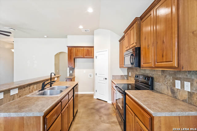 2015 Sungate Dr Property Photo 7