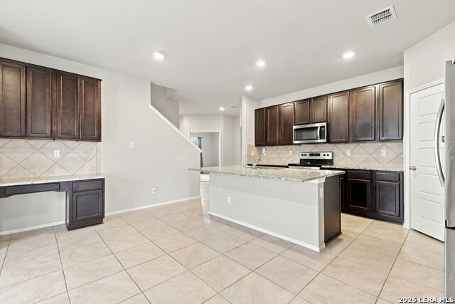 4705 Cambridge Park Property Photo 8
