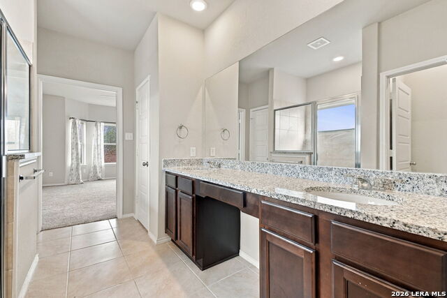 4705 Cambridge Park Property Photo 25