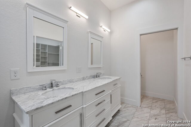 303 James St Property Photo 14
