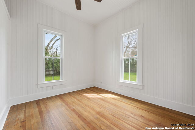 303 James St Property Photo 17
