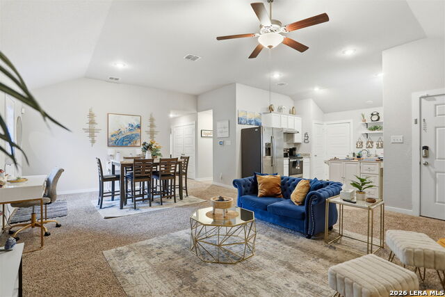 7003 Emerald Vly Property Photo 6