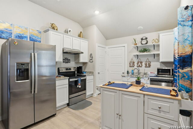 7003 Emerald Vly Property Photo 10