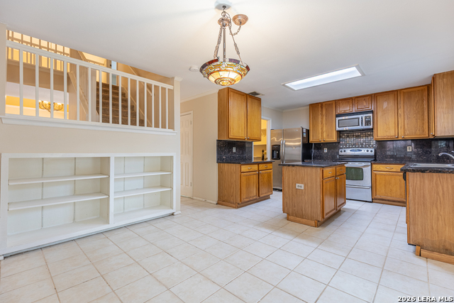 7515 Rainlilly Cv Property Photo 12