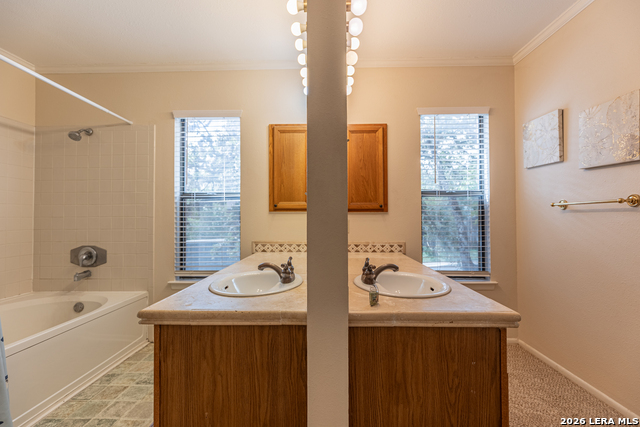 7515 Rainlilly Cv Property Photo 24