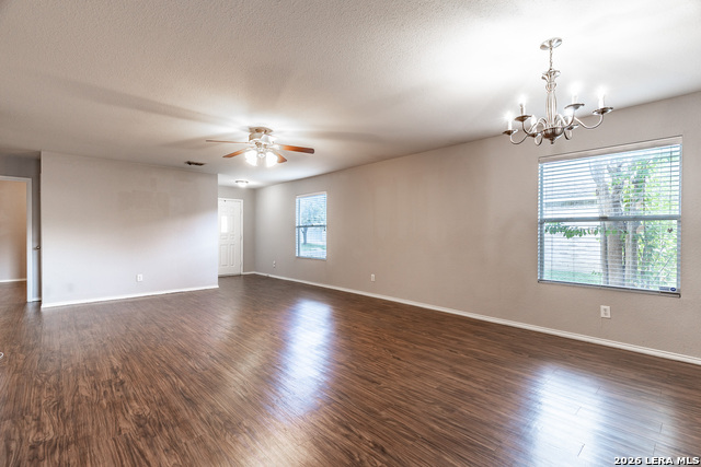 7930 Saddle Run Property Photo 9