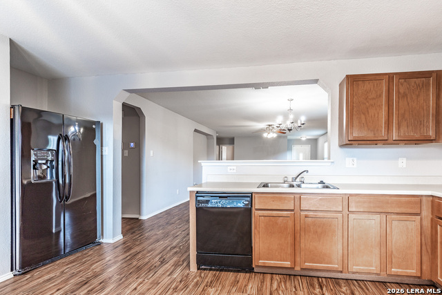 7930 Saddle Run Property Photo 14