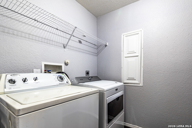 7930 Saddle Run Property Photo 15