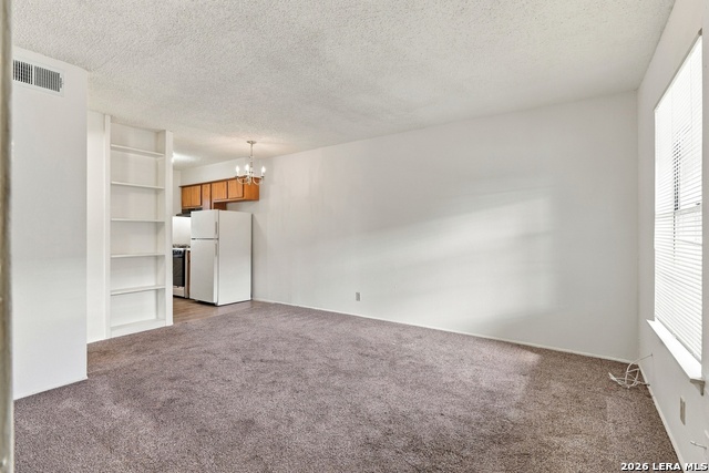 555 Rasa Dr Property Photo 4