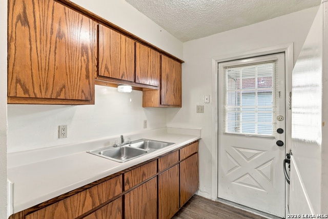 555 Rasa Dr Property Photo 8