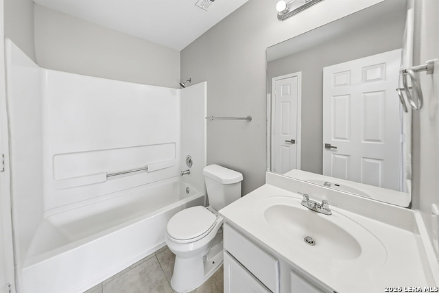 8922 Quaker Property Photo 14