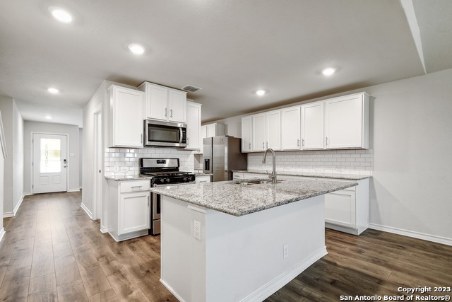 13302 Silky Rye Property Photo 9