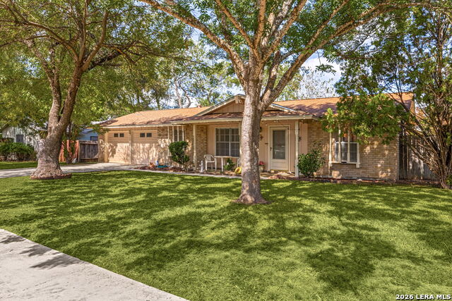 5247 Round Table Property Photo 3