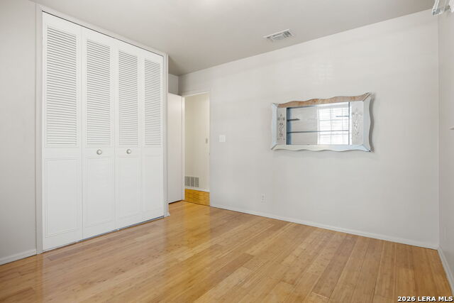 5247 Round Table Property Photo 19