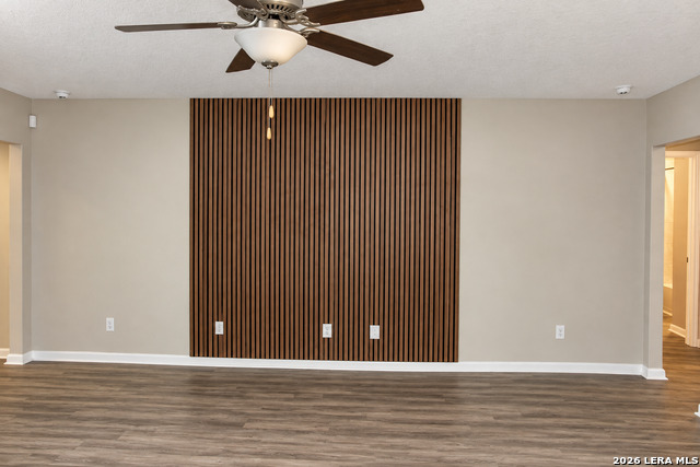 10930 Chatham Ct Property Photo 6