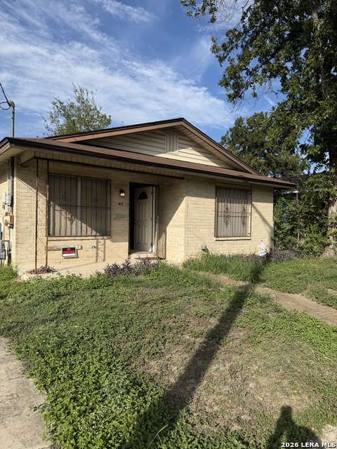 811 INDIANA ST Property Photo 1