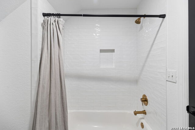 311 Pereida St Property Photo 49