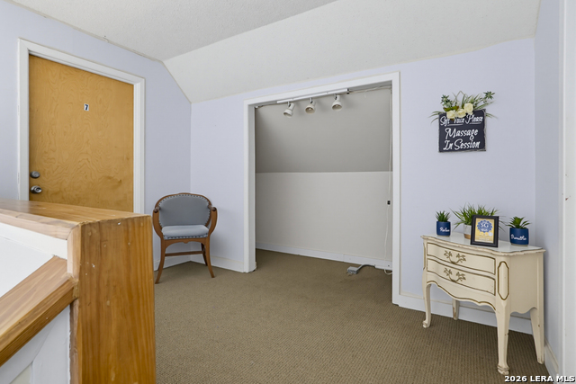 523 E Donegan Property Photo 14