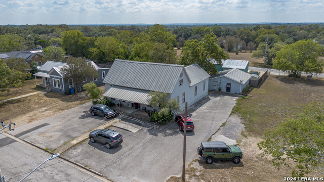 523 E Donegan Property Photo 18