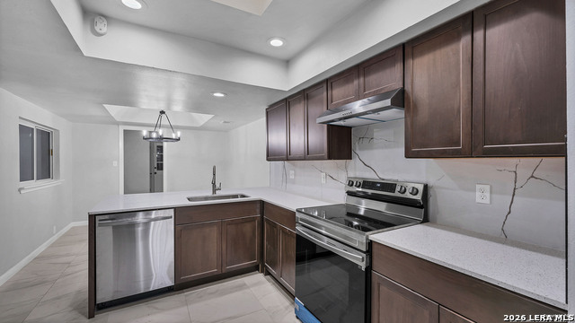 350 Fenwick Property Photo 12