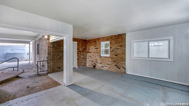 350 Fenwick Property Photo 20