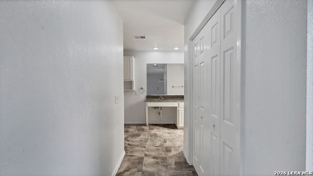 350 Fenwick Property Photo 25
