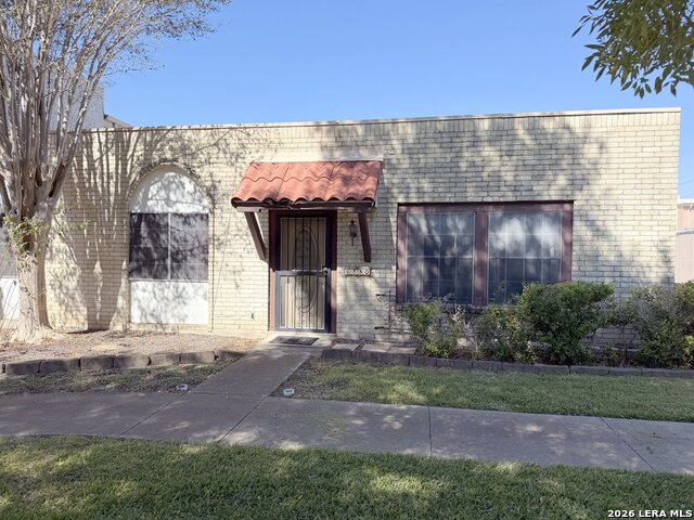 6830 Crown Rdg Property Photo 1