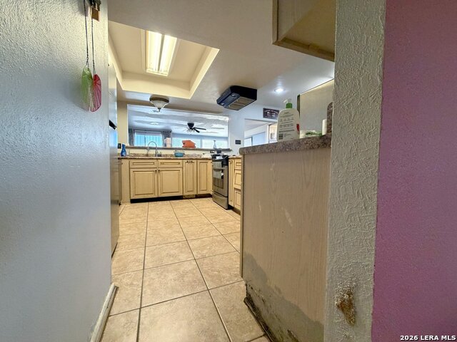 6830 Crown Rdg Property Photo 4