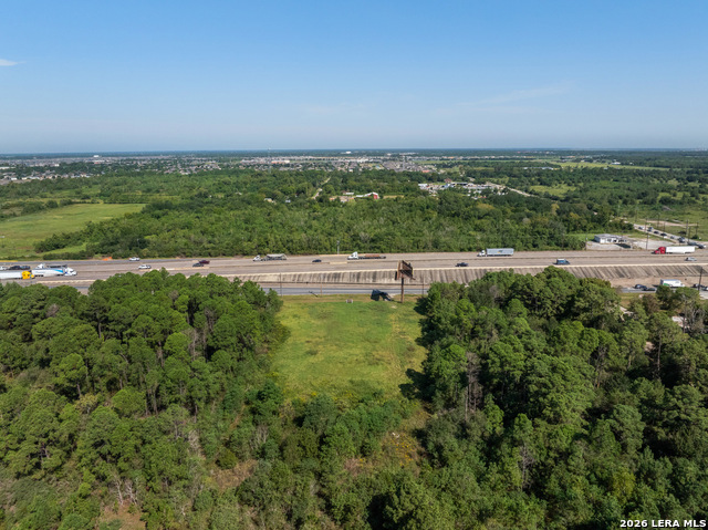 5980 E Ih-10 Property Photo 7