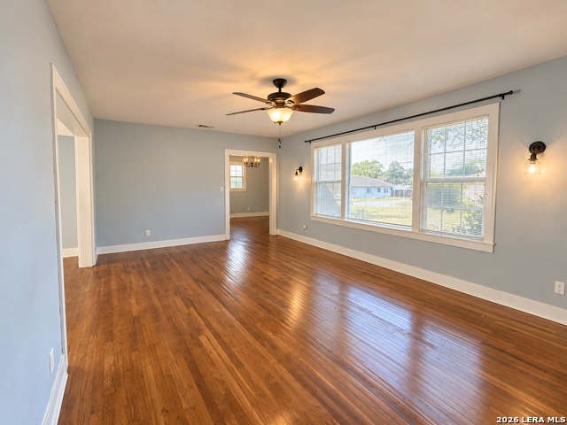 1100 E Bowie Property Photo 4