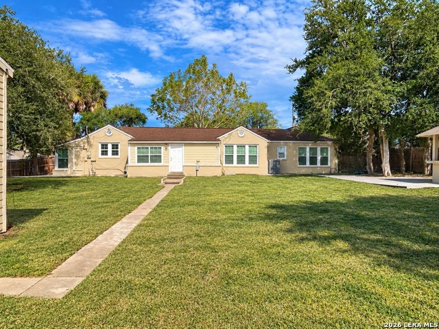 1100 E Bowie Property Photo 23