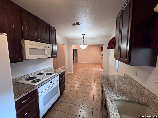 3345 Stoney Sq Property Photo 7