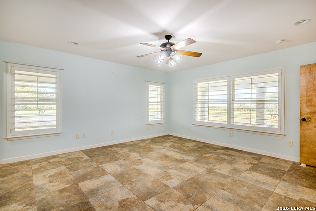 514 E Fm 140 Property Photo 8